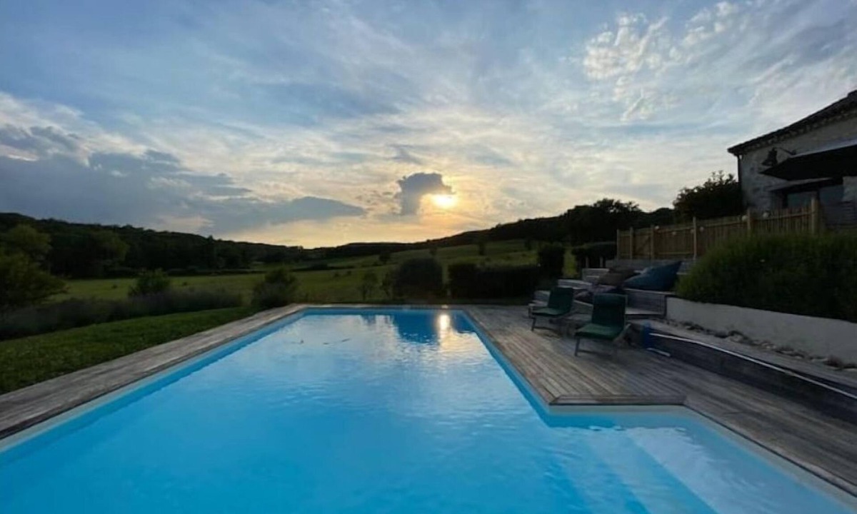 La Sauvetat-sur-Lede House | Luxury Dordogne Farmhouse - Private SwimmingPool, Parking, Views, Starlink