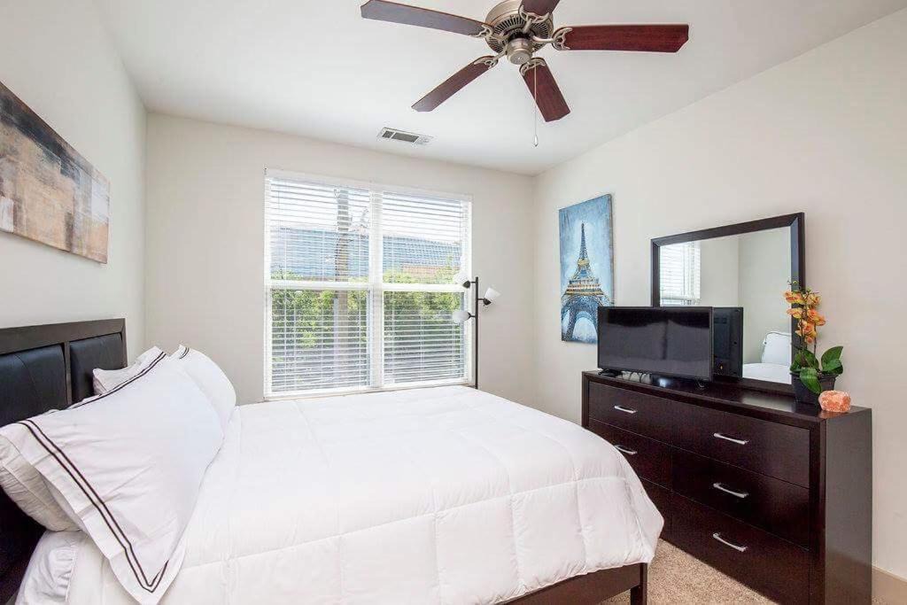 SoNo Apartment | Luxury Downtown apartment