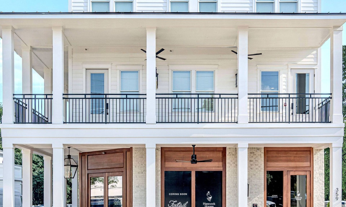 Athens Hotel | Luxury Downtown Loft