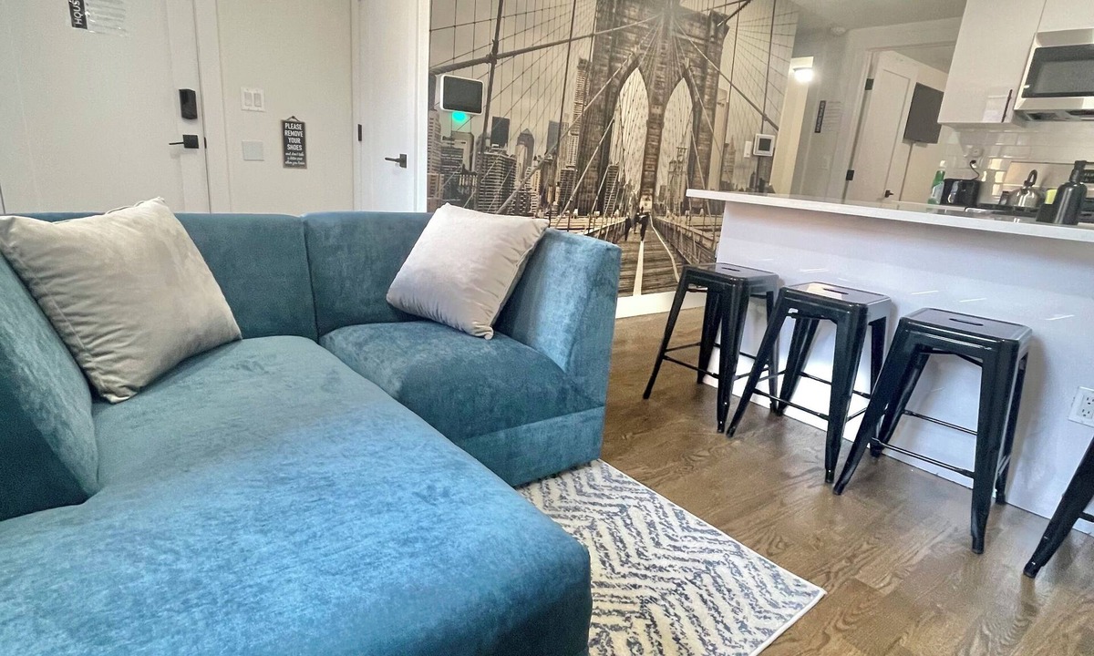 Brownsville Apartment | Luxury Duplex Apt. in Brooklyn