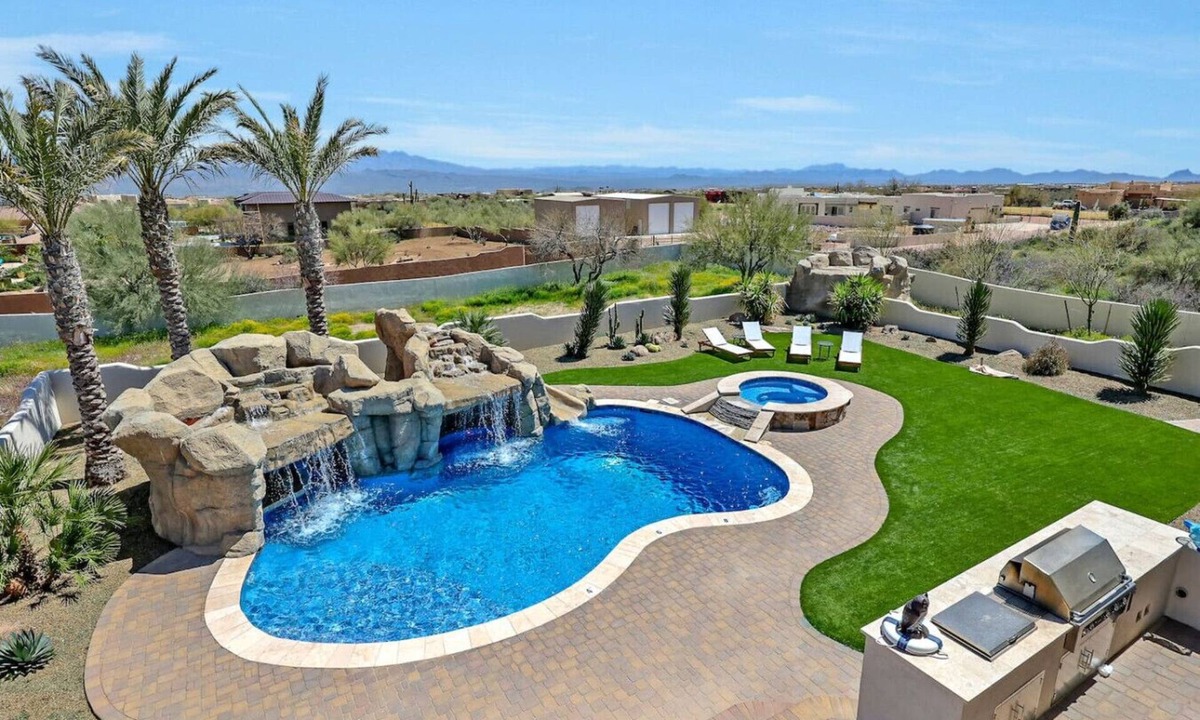Rio Verde Foothills Apartment | Luxury Estate, Sleeps 24 - Sonoran By HomeStakes