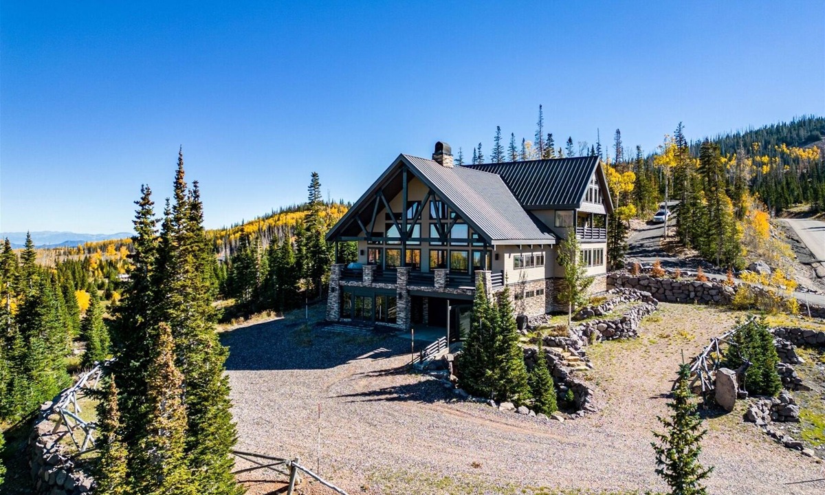 Brian Head House | Luxury Estate w/Theater, Game Room & Fireplaces