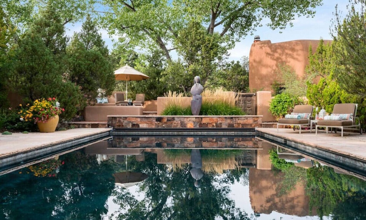 Northeast Santa Fe Villa | Luxury Estate with Soothing Hot Tub