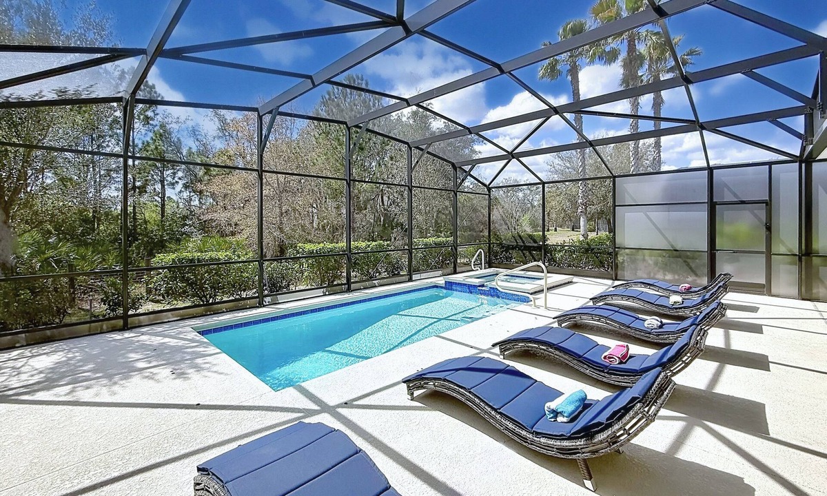 Loughman Villa | Luxury Family Villa - NO Rear Neighbors - South Facing Large Deck