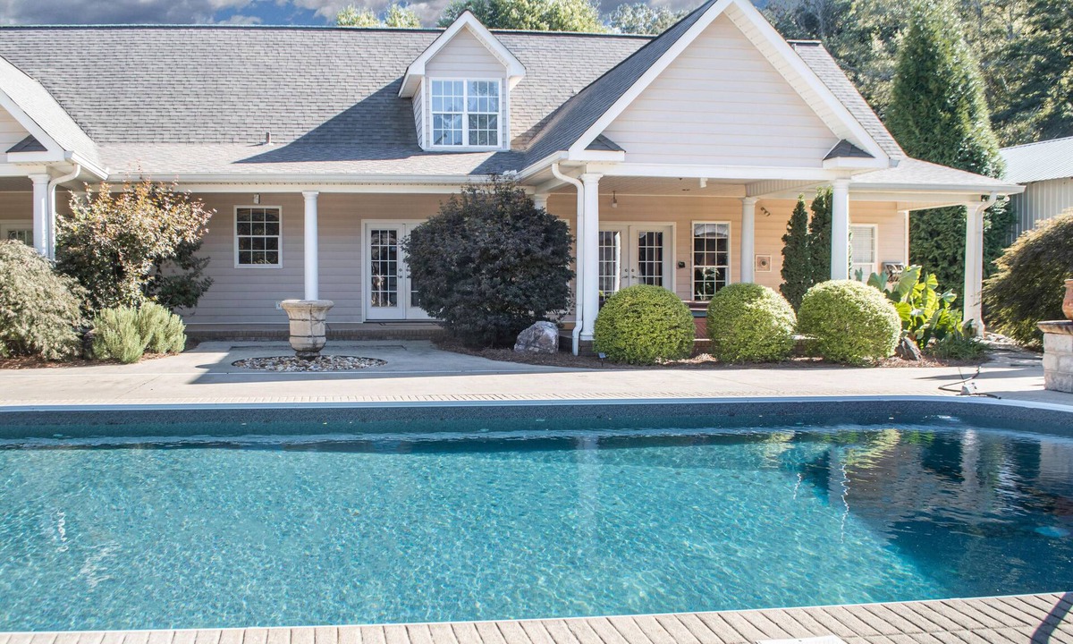 Fort Mc Clellan Other | Luxury Farmhouse with History