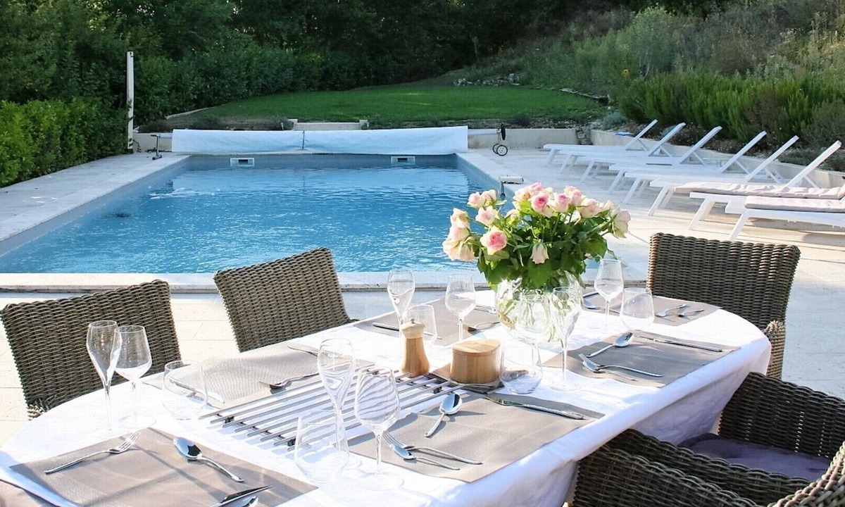 Alos Villa | Luxury French House with Air Con, Large Private Pool, WiFi and Great Facilities