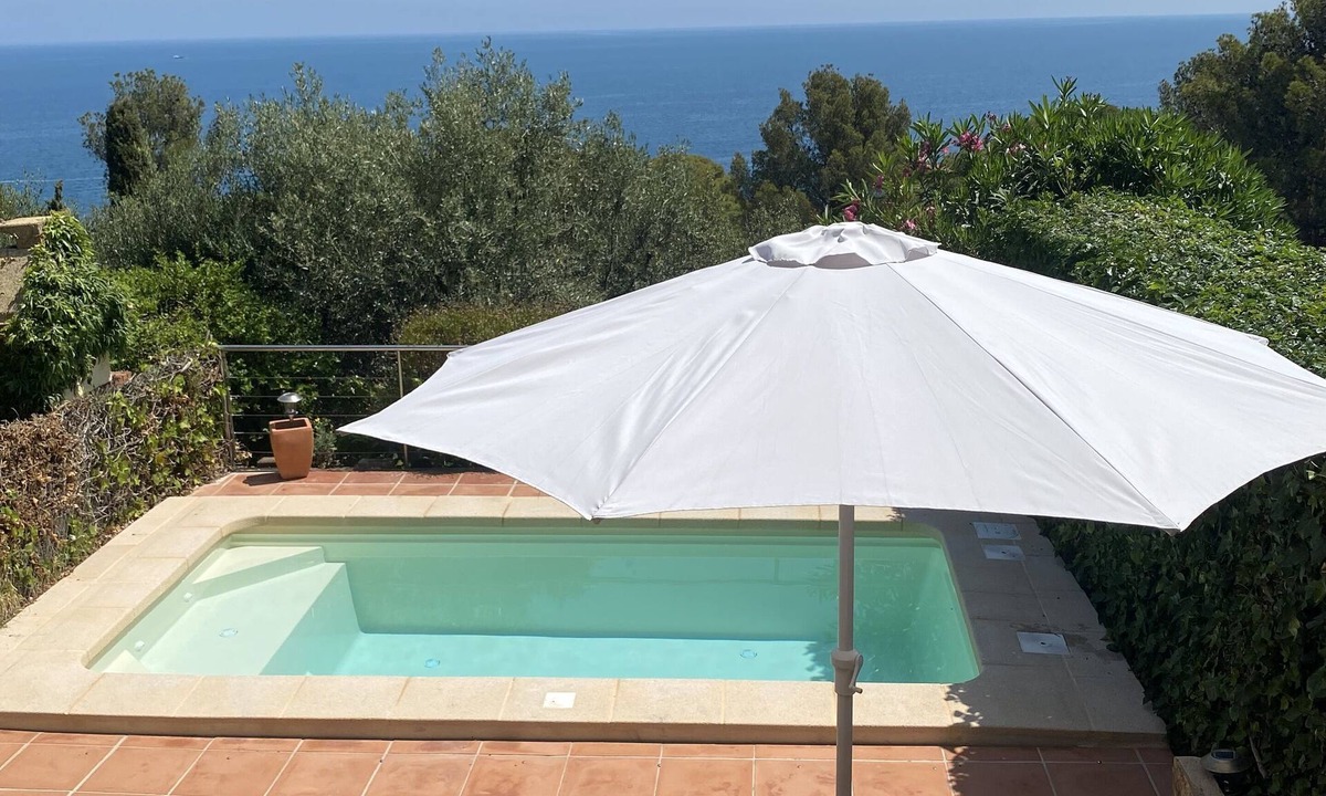Llanca Apartment | LUXURY GARDEN APARTMENT -NEW PRIVATE POOL- PANORAMIC SEA VIEW