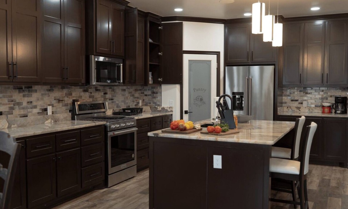 Central Oklahoma City House | Luxury Getaway near OKANA Resort w/King Beds