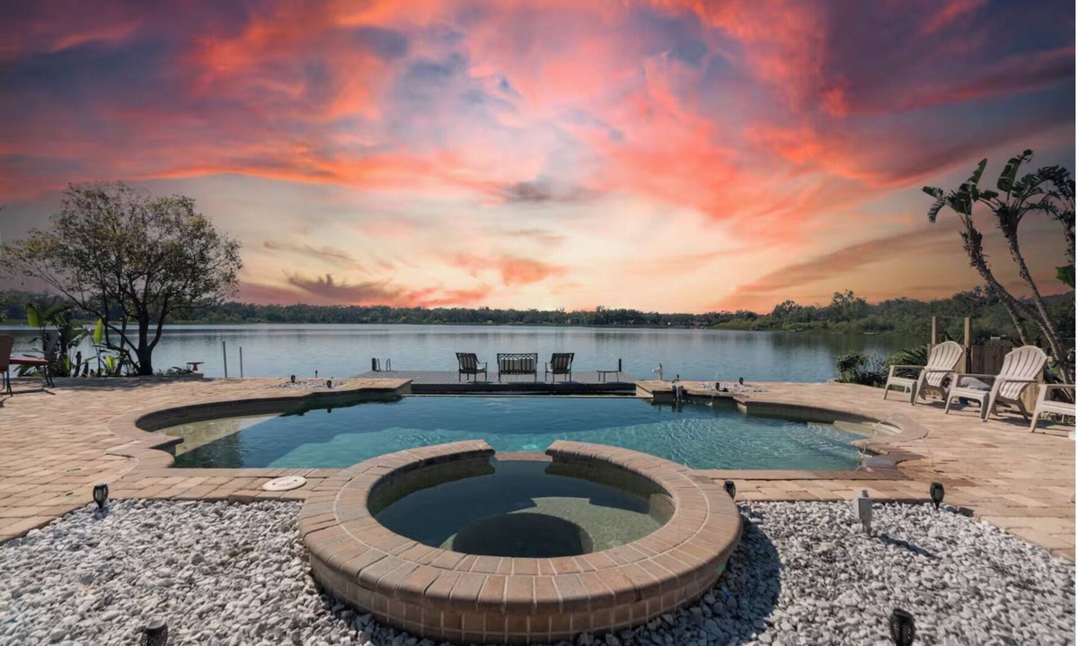 Seffner Community Alliance House | Luxury Hideaway - Lakefront - Mini Golf, Pool + More!