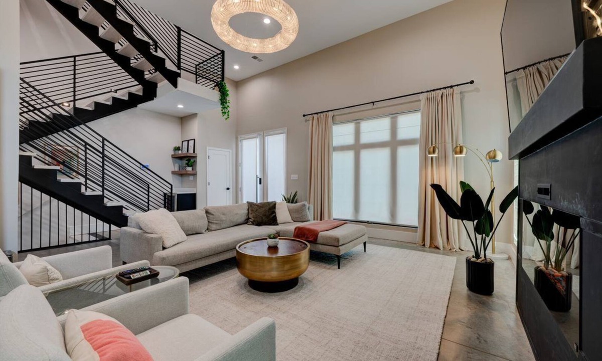 Downtown Memphis House | Luxury High End Downtown Living