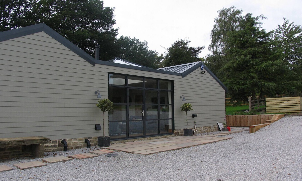 Embsay House | Luxury Holiday Home with Hot Tub, Pet & Family friendly in the Yorkshire Dales