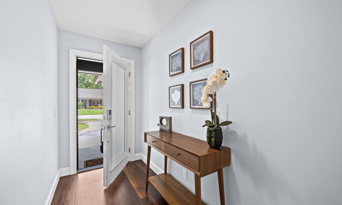 Isle of Palms House | Luxury Home 2 miles from Mayo