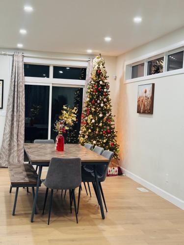 Port Elgin Villa | Luxury Home 2 mins drive to Saugeen Shores beach