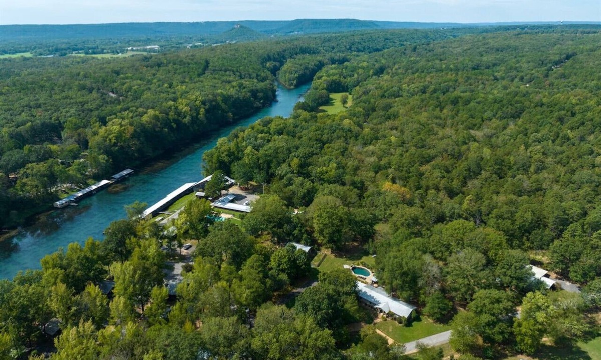 Wilburn House | Luxury home, fishing resort with fire pit, coffee