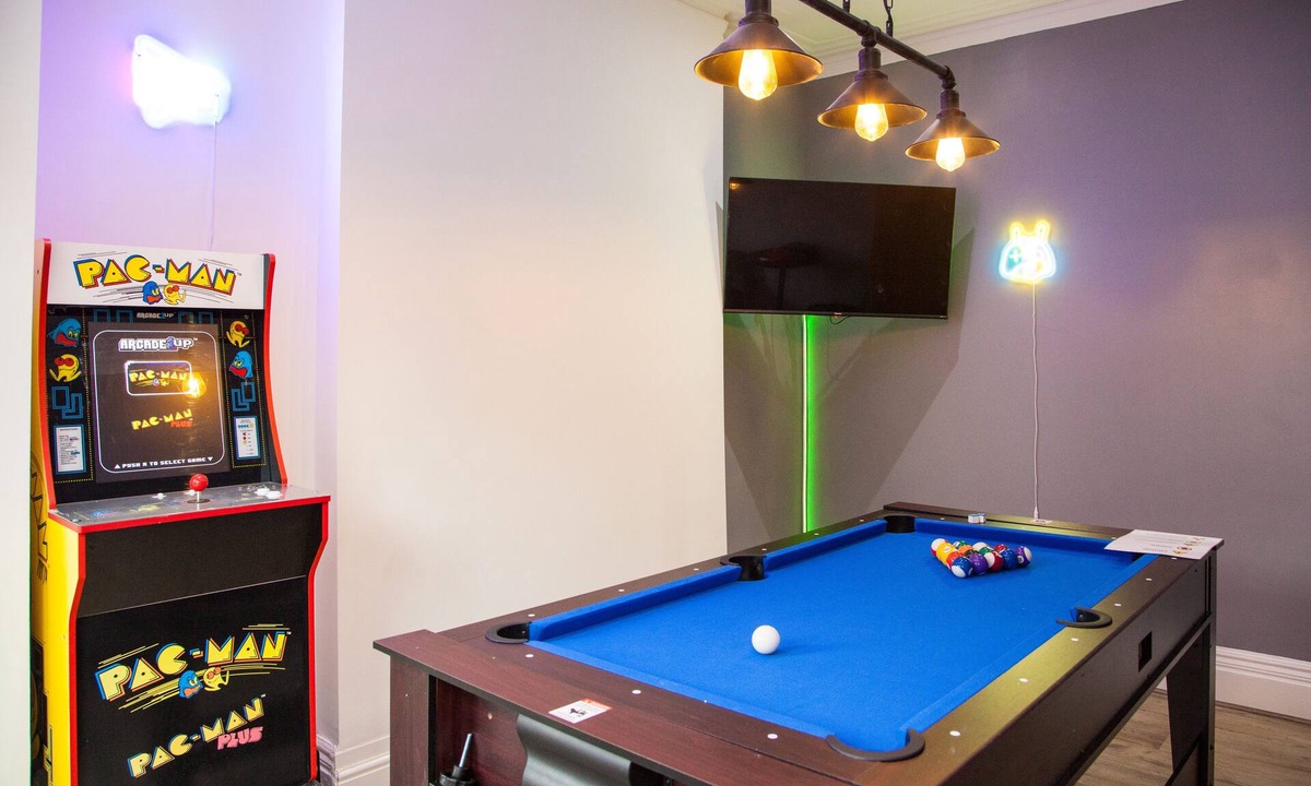 Old Trafford House | Luxury Home in Old Trafford