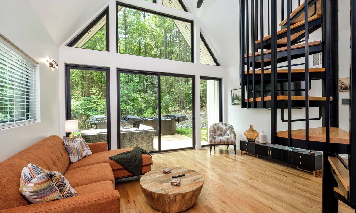Balsam Grove House | Luxury Home - The Bungalow