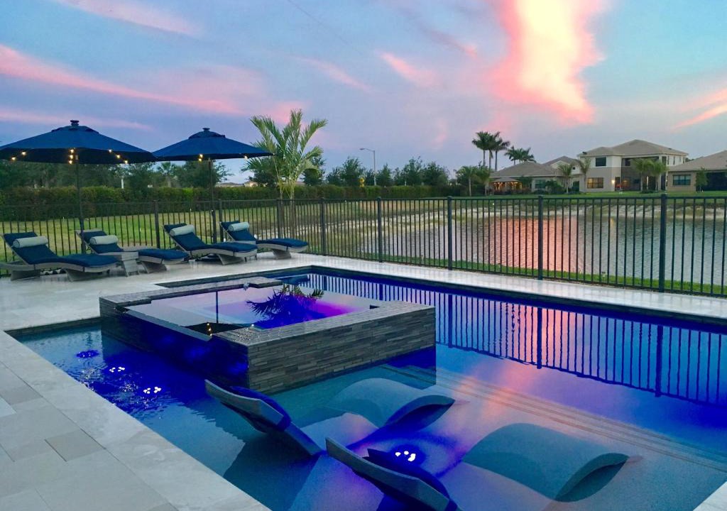 Naples House | Luxury Home with Pool & Spa