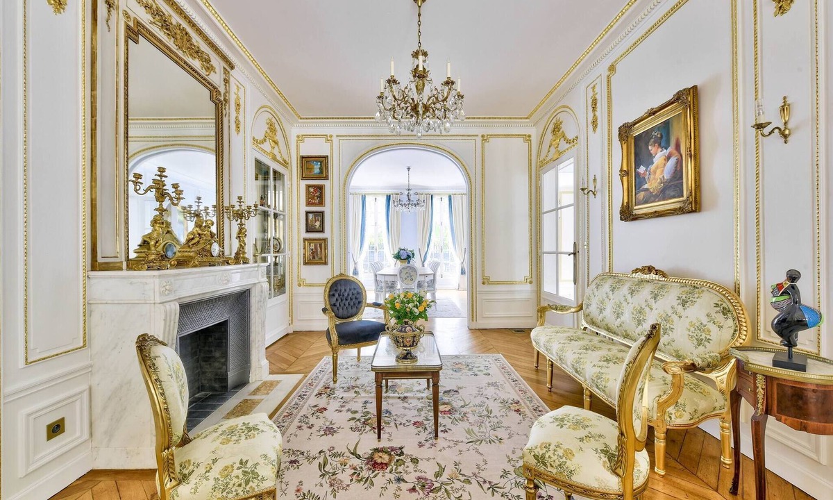 Porte-Dauphine House | Luxury House In The Heart Of Paris - By feel luxury holidays