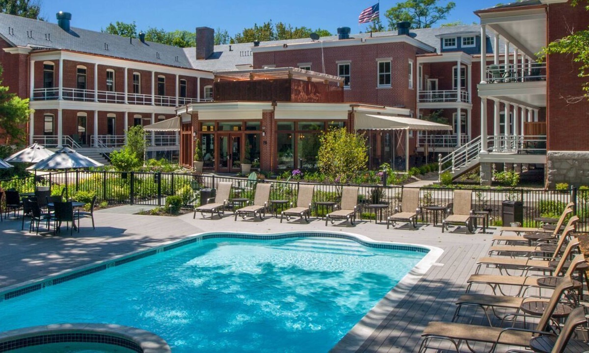 Portland Condo | Luxury Island Condominium on Serene Great Diamond Island off Portland, ME