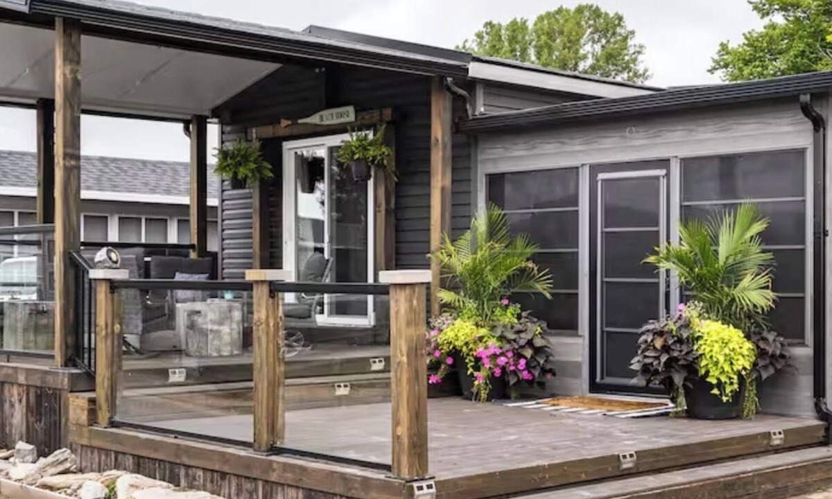 Sherkston Resort | Luxury Lake Erie Cottage | Beach Access + Stunning Views