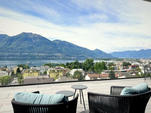 Minusio Apartment | Luxury Lake View Apartment Minusio by HolAp