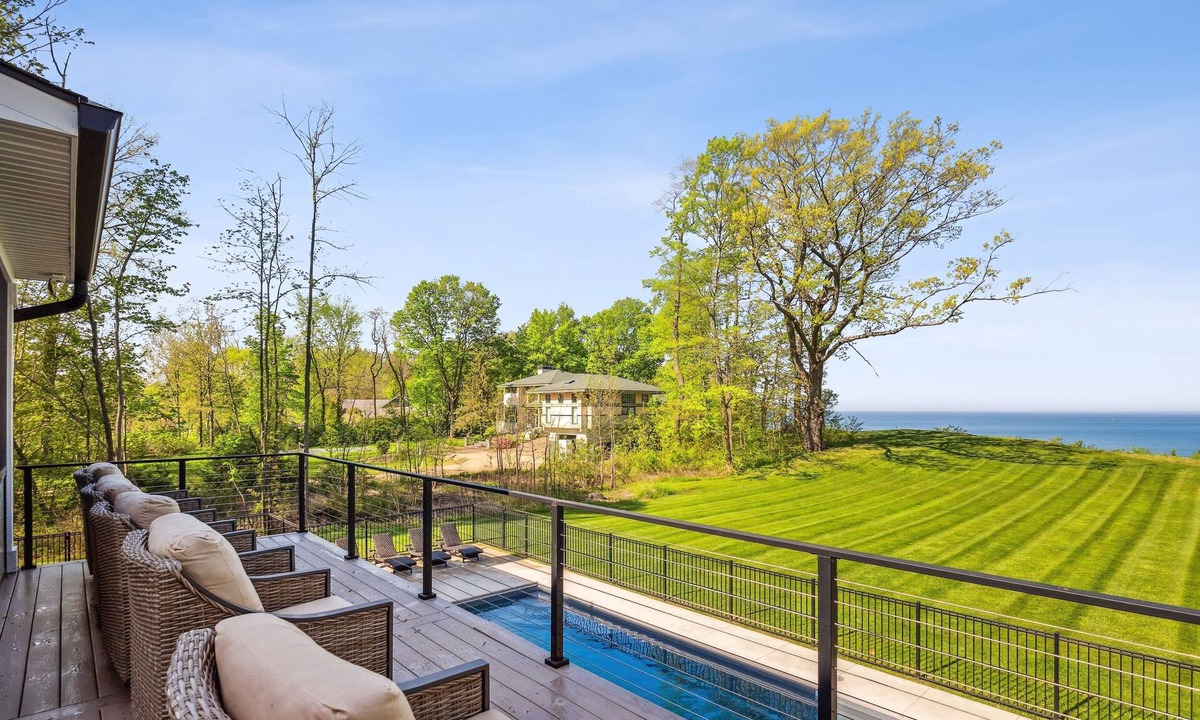 Riverside House | Luxury Lakefront Private Pool House, Hot Tub