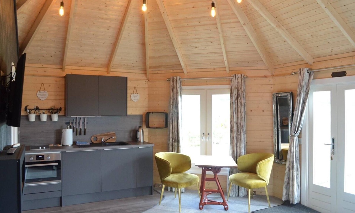 Fintry Cabin | Luxury lodge