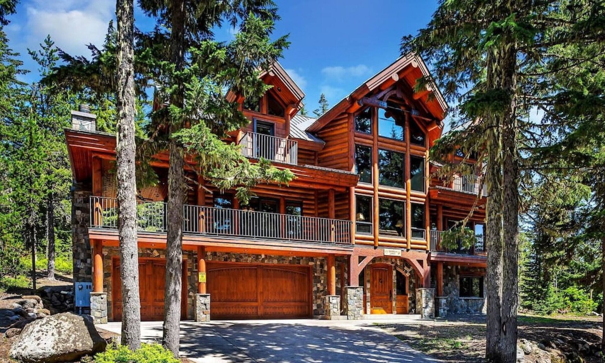 Government Camp House | Luxury Lodge with Hot Tub