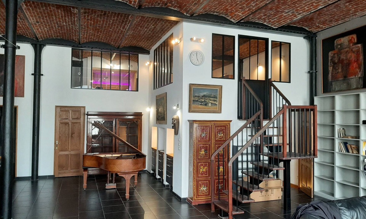 Tourcoing House | Luxury loft in Lille/Tourcoing with sauna, spa, 4 guests, with parking