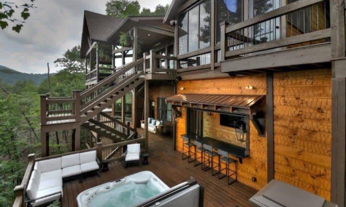 Cherry Log Cabin | Luxury Looks | Free Night Offer!