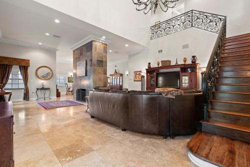 Palma Ceia Villa | Luxury Mason Villa Tampa Bay