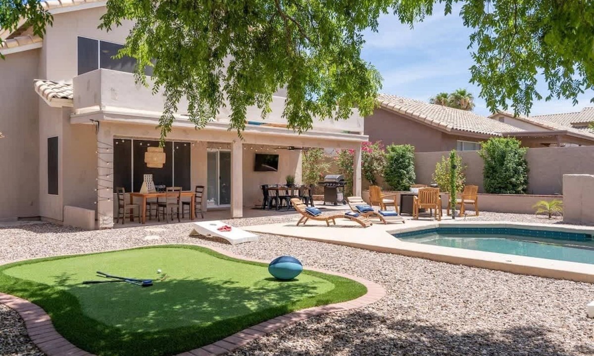 East Mesa House | Luxury Mesa Escape wPool