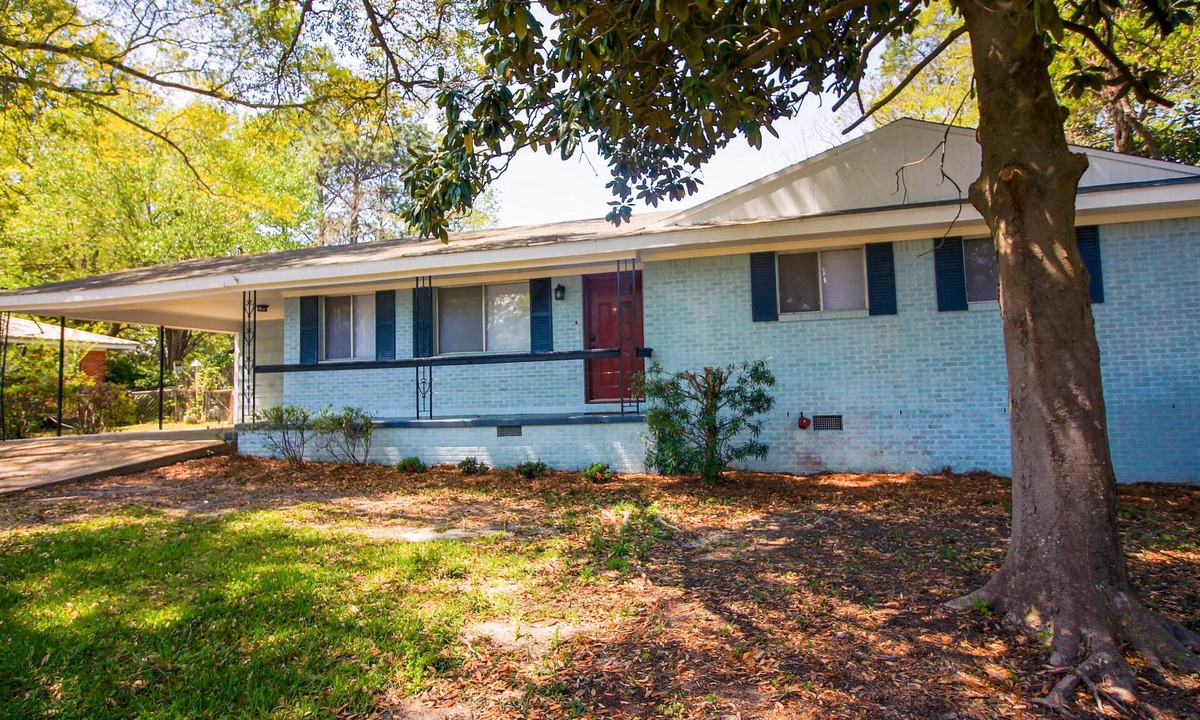 Hattiesburg House | Luxury Midtown Home - Only a few blocks from FGH