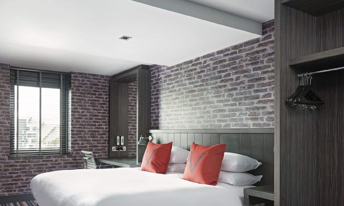 Glasgow Condo | Luxury modern getaway in Glasgow