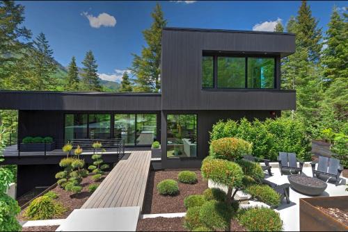 Sundance House | Luxury Modern Mountain Home
