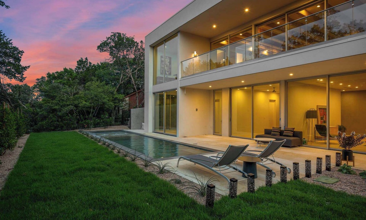 Stonehedge Estates House | Luxury Modern Retreat w Pool | Westlake Groups