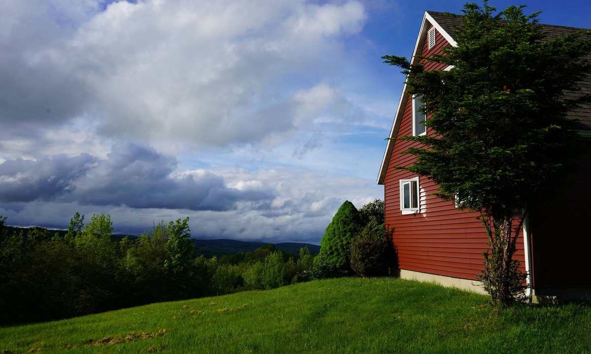 Summit Cabin | Luxury Mountain-Top Chalet in the Catskills Hot Tub Panoramic Views