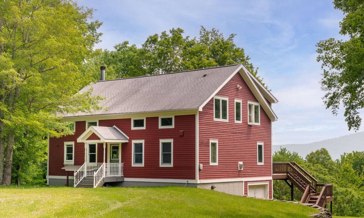 Margaretville House | Luxury Mountain View Contemporary Farmhouse