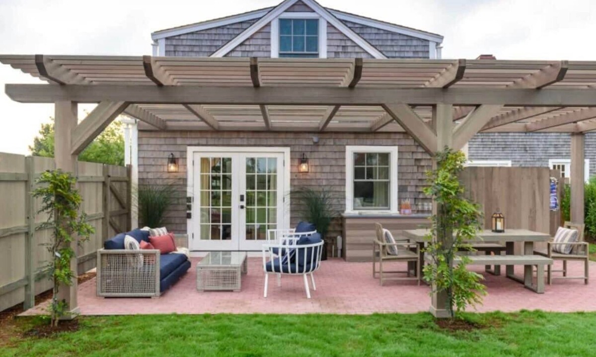 Nantucket House | Luxury Nantucket Getaway | Hot Tub