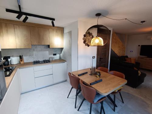 Brulo Apartment | Luxury New Blue moon