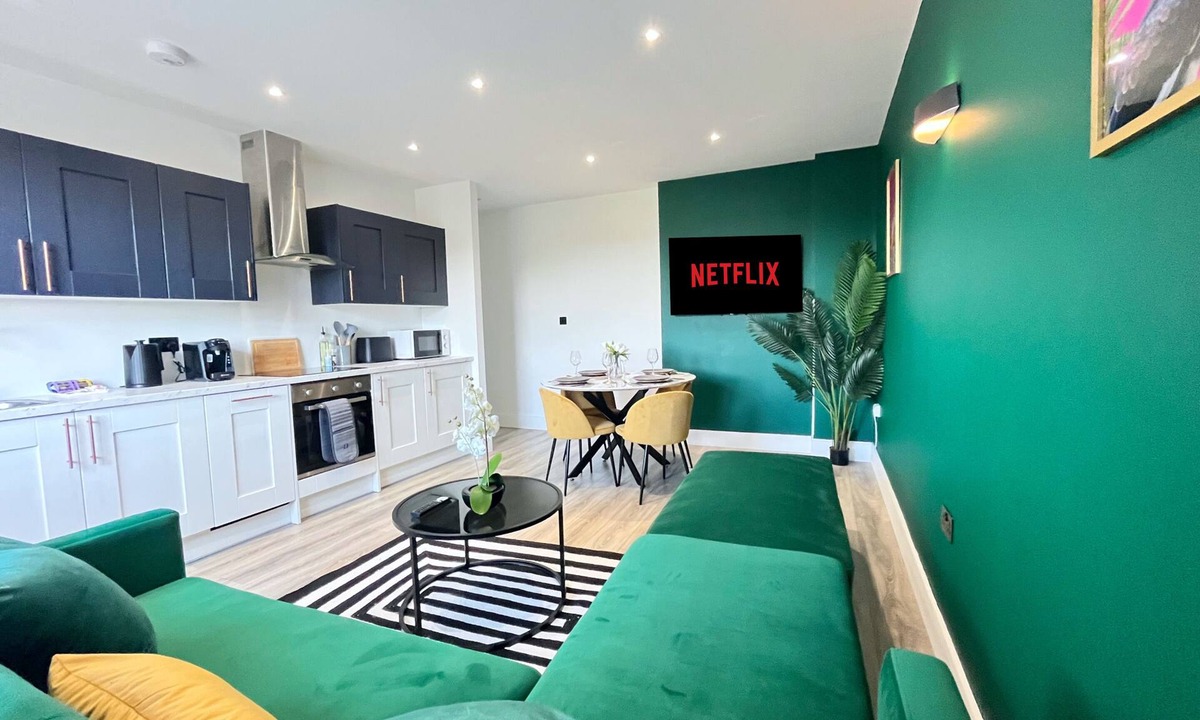 Norwich Apartment | Luxury Norwich City Centre Flat - Free Parking