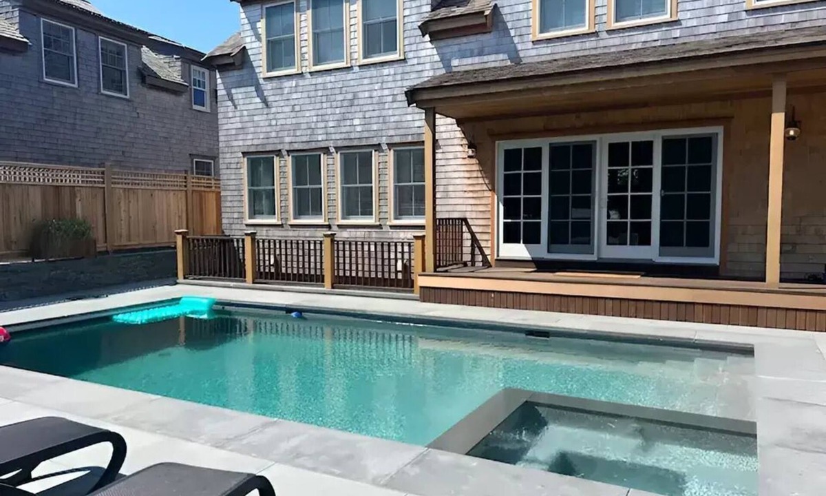 Nantucket Town House | Luxury Oasis Near Town and Beaches