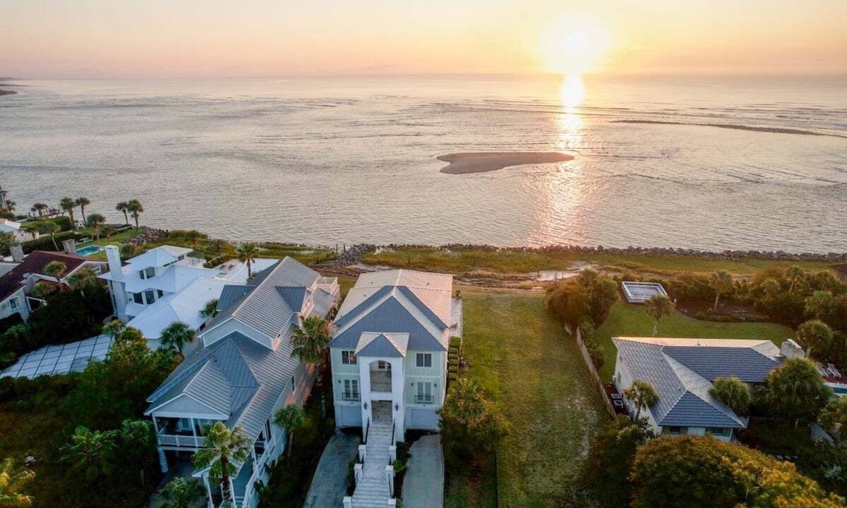 East Beach House | Luxury Oceanfront Home with Breath Taking Sunrise