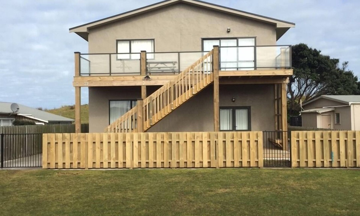 Waverley House | Luxury Ocean-View Beach House