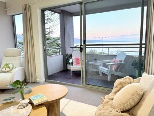 Lorne Apartment | Luxury Oceanfront Unit - Cumberland Lorne Resort