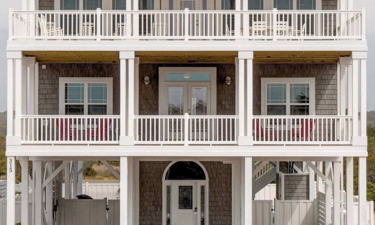 Ocean Isle Beach House | Luxury Oceanview 5Br/5.5 Bath, 2 Masters, Elevator, Huge Pool