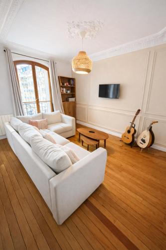 Necker Apartment | Luxury One Bedroom - 1min from Métro Volontaire - 52 sqm - by Prestigia