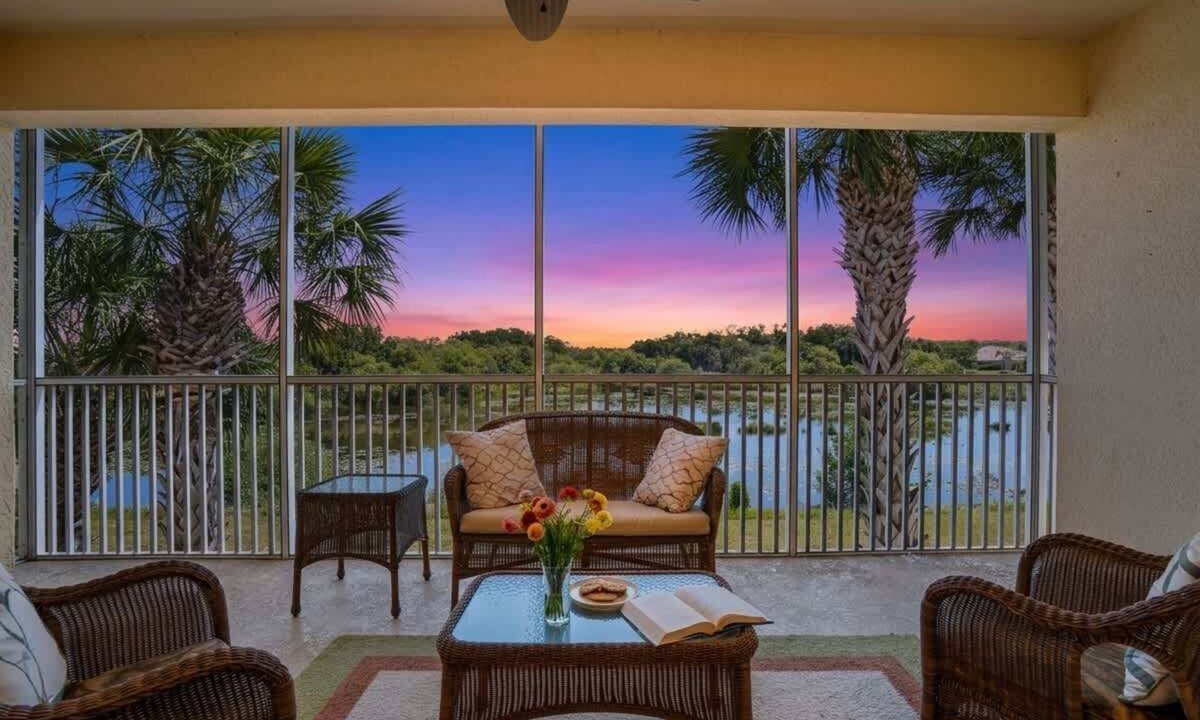 Palmer Ranch House | Luxury Palmer Ranch Home-Siesta Key, Pickleball & Pool