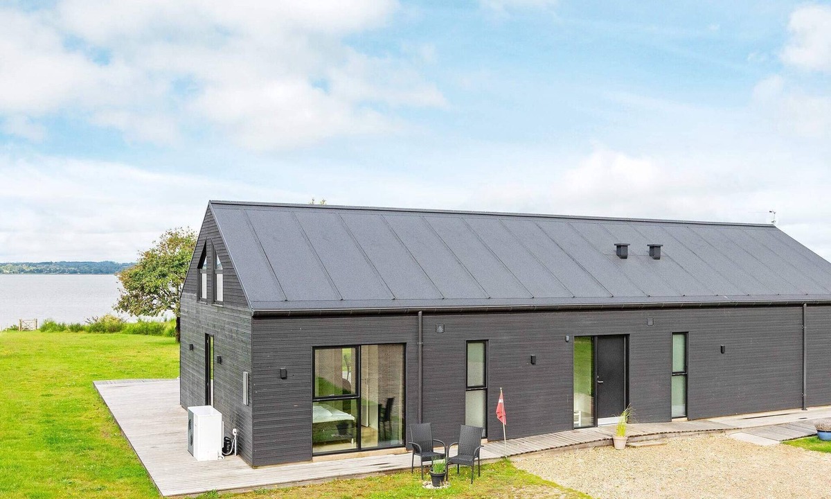 Skals House | Luxury Panoramic Retreat-By Traum