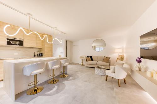 Sevres Apartment | Luxury Pearl, Design, Terrasse, 20m Eiffel Tower